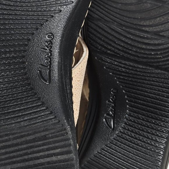 Clarks Beige Floral Strap Sandals - Picture 13 of 13